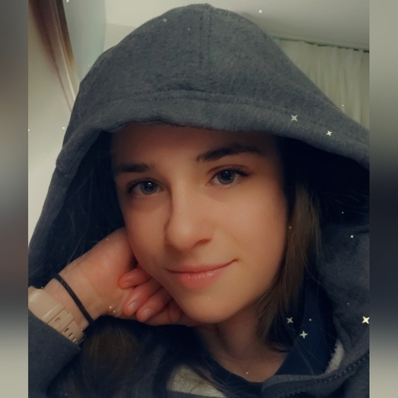 Meet your Posher, Bella - Picture 6 of 7